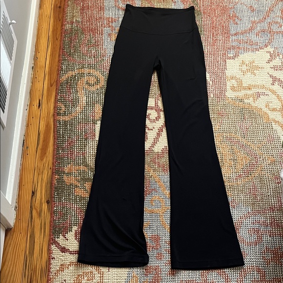 Lululemon Black Groove Nulu High-Rise Flared Pant
Regular Size 4 - Picture 2 of 8